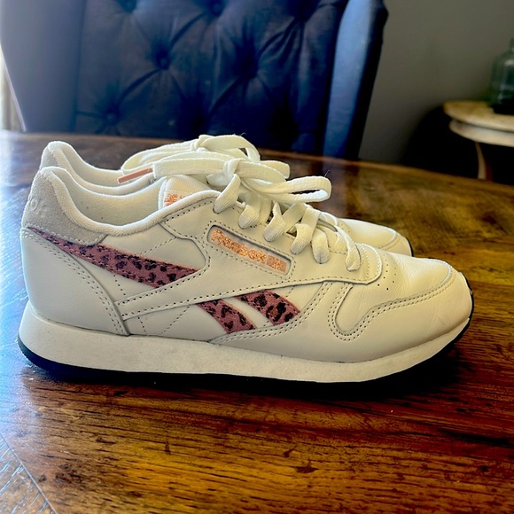 Reebok shoes - Picture 1 of 4